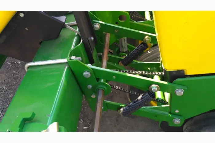 В наличии Сеялка Пропашная пневматическа John Deere 7200 из США-8 рядная из США- фото № 9