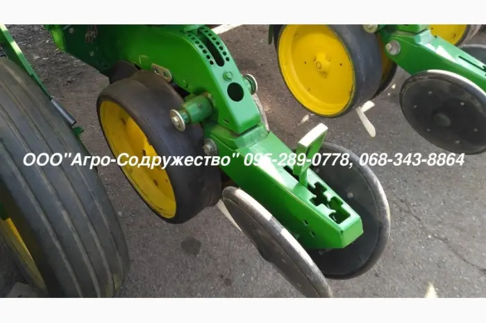 В наличии Сеялка Пропашная пневматическа John Deere 7200 из США-8 рядная из США- фото № 10