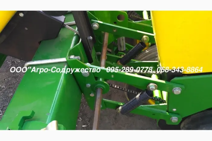В наличии Сеялка Пропашная пневматическа John Deere 7200 из США-8 рядная из США- фото № 8