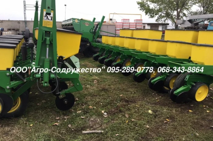 Сеялка пропашная John Deere Джон Дир 7000 8 рядная кап. ремонт из США- фото № 1