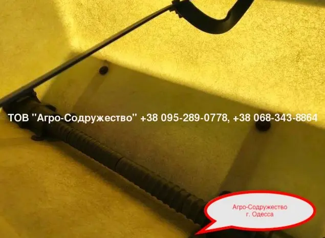 Из США сеялка пропашная пневматическая John Deere 1750 количество рядов (секций) - 8- фото № 9