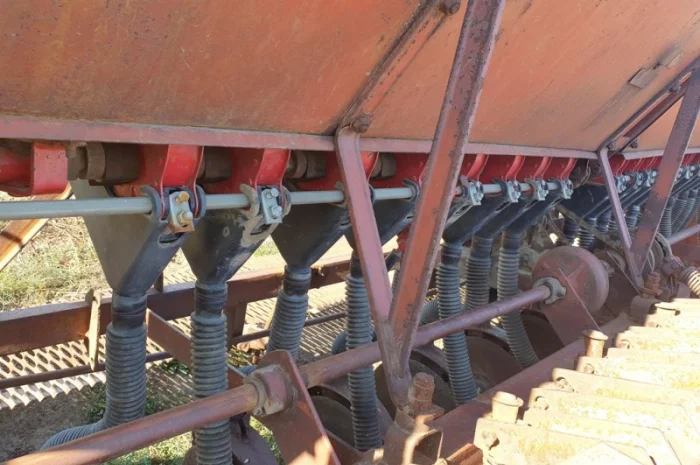 Сеялка зерновая СЗ-3, 6 б/у- фото № 4