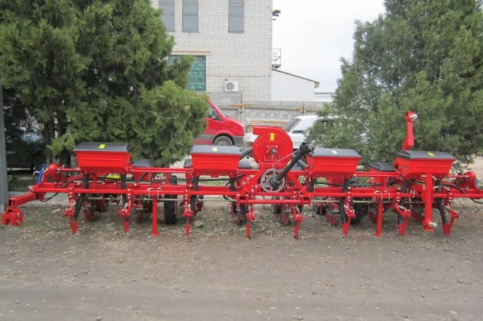 Сівалка точного висіву з міжсекційним розміщенням коліс TM DEMETRA- фото № 1