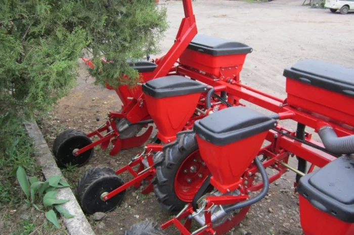 Сівалка точного висіву з міжсекційним розміщенням коліс TM DEMETRA- фото № 6