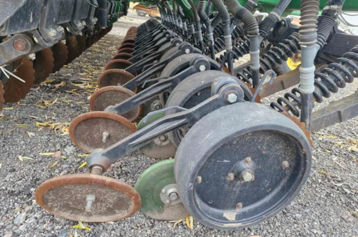 Сівалка зернова 6-ти метрова Johd Deere 1590 з ПДВ- фото № 6