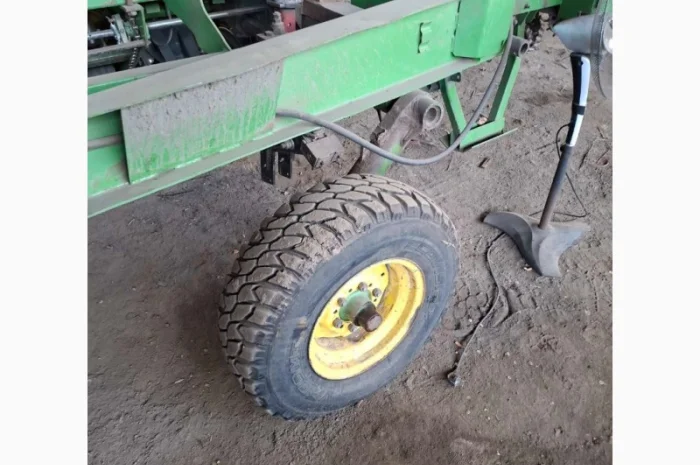 Сівалка просапна John Deere 7200/12 рядна пневма- фото № 5