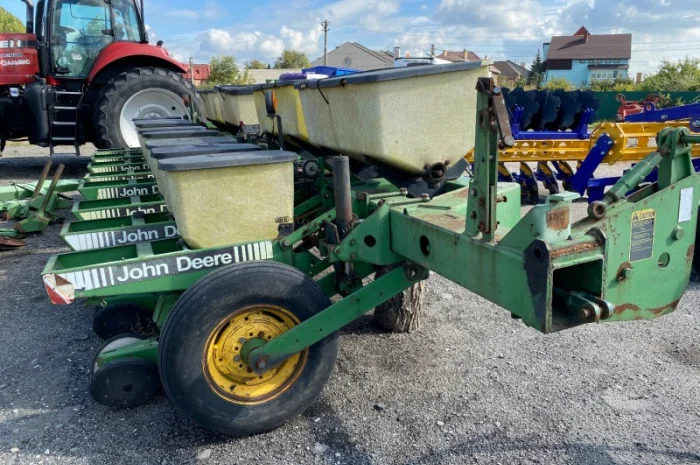 Сівалка просапна 8 рядна John Deere 7000- фото № 6
