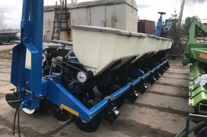 Сівалка пропашна Kinze 3000- фото № 3