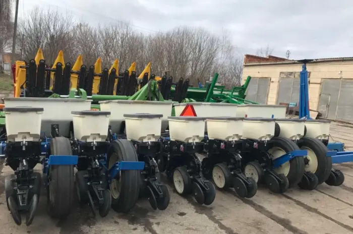 Сівалка пропашна Kinze 3000- фото № 4