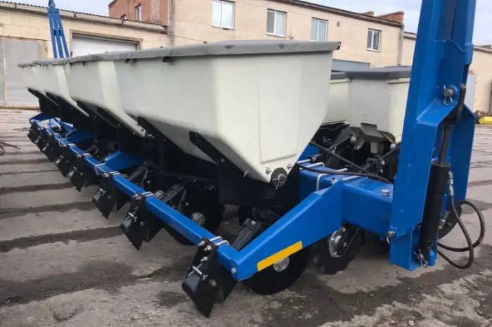 Сівалка пропашна Kinze 3000- фото № 5