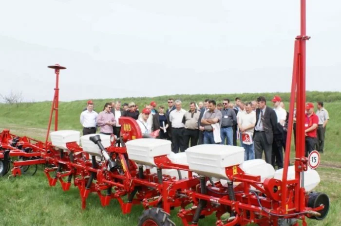 Сеялка пропашная ВЕСТА 8  модернизированная- фото № 1