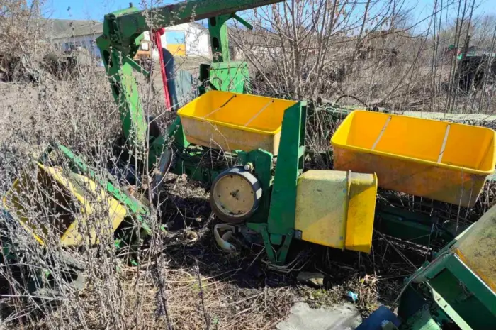 Сівалка John Deere 7000 (продаж секцій попарно). ЗАПЧАСТИНИ- фото № 5