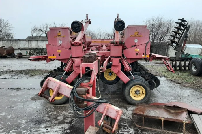 Механическая зерновая сеялка Sunflower 9530- фото № 6