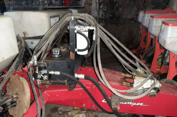 Сеялки точного высева CHALLENGER Precision Planting вакуумная- фото № 4