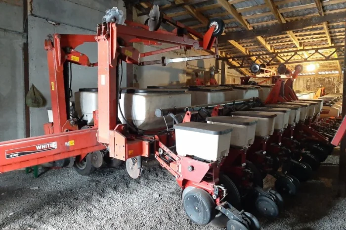 Сеялка пропашная WHITE 8180 16-ти рядная вакуум Precision Planting- фото № 1
