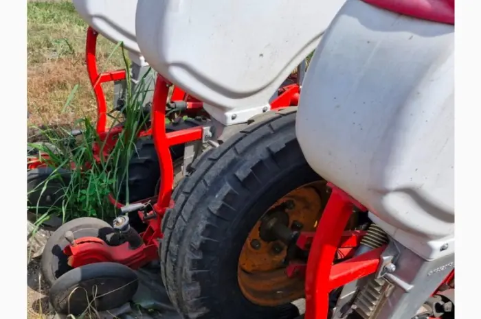 Пневматична просапна сівалка Planter D8 Agromaster дискова- фото № 7