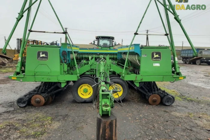 Сеялка john deere 455 (2000)- фото № 3