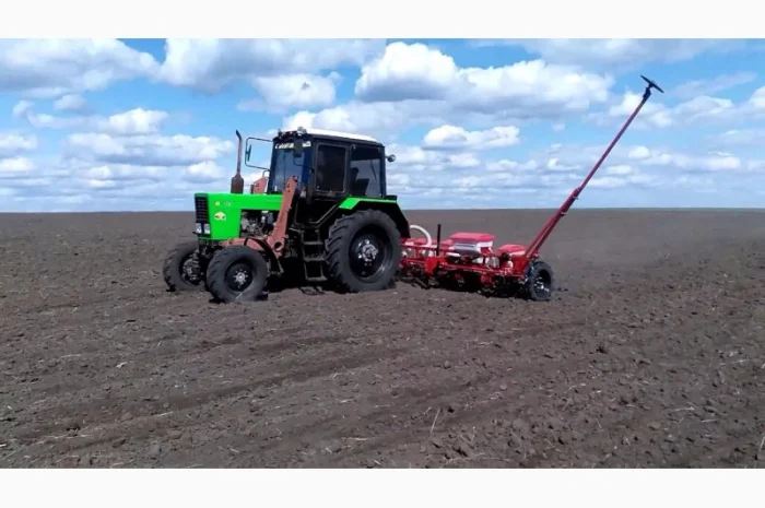 Сеялка на кукурузу, подсолнух и др, Сеялка точного высева УПС- фото № 2