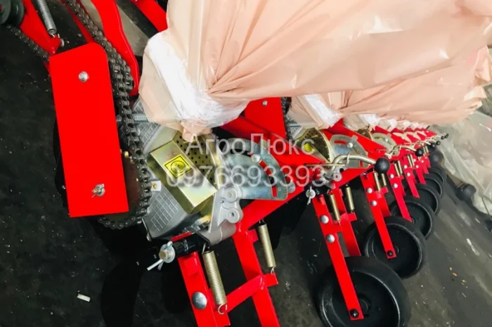 СЕЯЛКА на подсолнух УПС-8, на кукурузу Су-8м(гибрид)точного высева СУПН- фото № 2