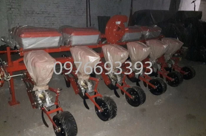 Сеялка точного высева Су-8 гибрид с высевающим УПС СУПН СУ- фото № 1