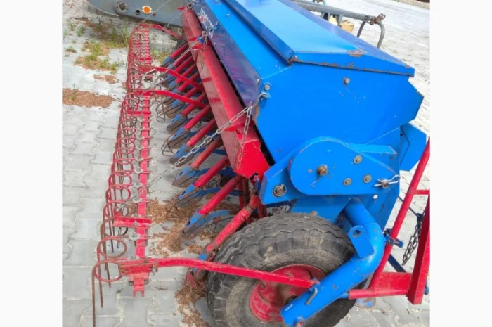 Сеялки сеялки польские разных размеров прицепні сеялки- фото № 3