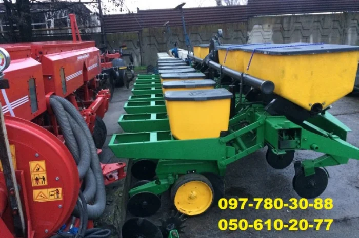 Сеялка пропашная пневматическая JohnDeere 7000- фото № 2