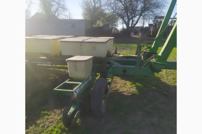 Сівалка просапна механічна John Deere 7000, 8-ряд, (Б/У)- фото № 4