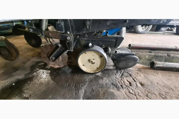 Сеялка Kinze 2000 (2003)- фото № 5