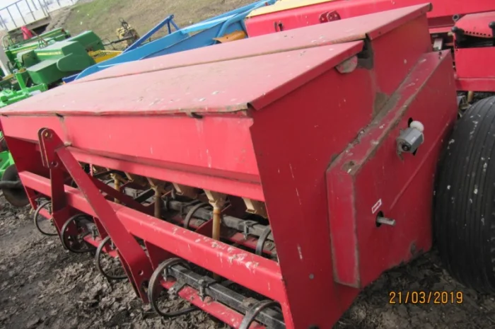 Сеялка зерновая- фото № 2