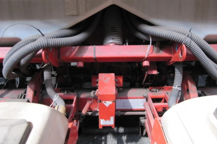 Kuhn сеялка- фото № 4