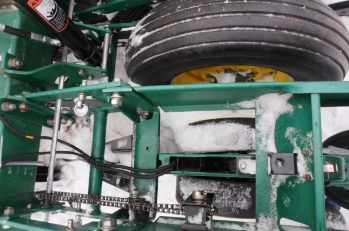 Сеялка точного высева механическая Джон Дир 7000- фото № 10