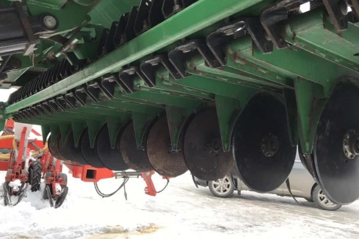 Сеялка механическая Грет Плейнз 3S4000- фото № 3