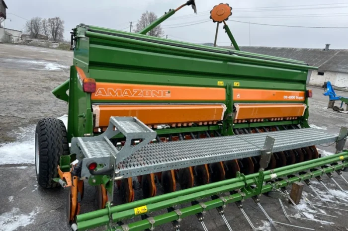 Amazone D9 4000 SUPER 2014 року в максемальній комплектації збільшений бункер- фото № 9