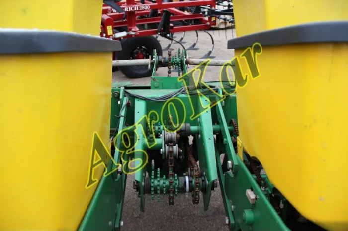Продам сеялку John Deere 7000 8 рядов- фото № 1
