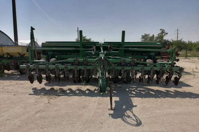 Great Plains CPH2000 6 метрів з добривами- фото № 1