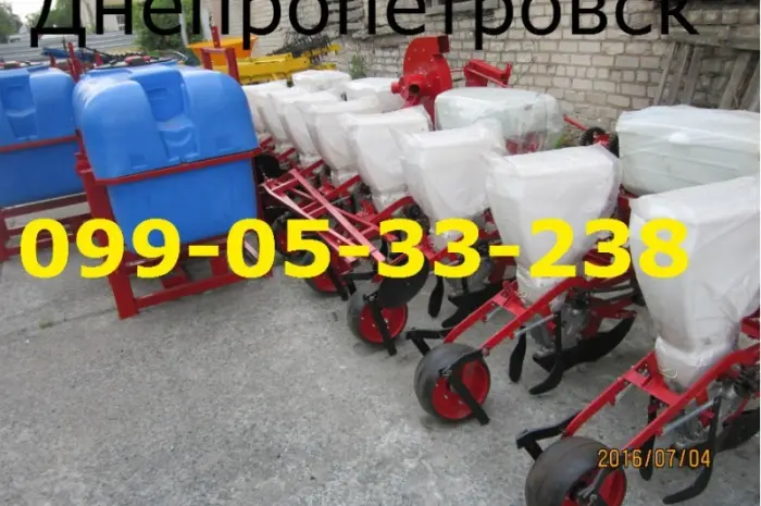 Продажа сеялка СУПН 8, опрыскиватель ОП 800(600)литровый С/Х техника Днепр- фото № 1