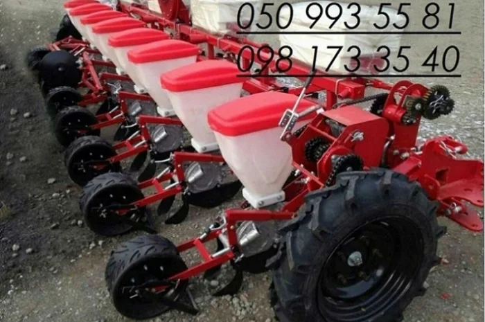 Сеялка УПС-8 (транспортное устройство, компьютер)- фото № 1