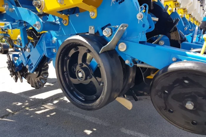 Сівалка пунктирна універсальна "Атрия-8" від завода Ремсинтез- фото № 3