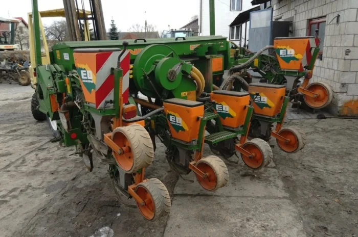 Сівалка пневматична для кукурудзи Amazone ED 451-K / Сеялка Амазоне- фото № 6
