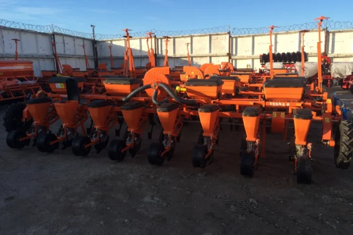 Сівалка універсальна пневматична точного висіву Весна-8- фото № 5