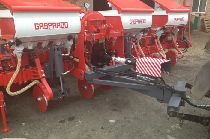 Новая сеялка точного высева GASPARDO MTR-8- фото № 1