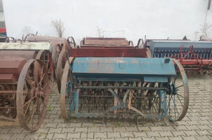 Сівалка сіялка 13 15 17 23 25 27 лійок Польща- фото № 11