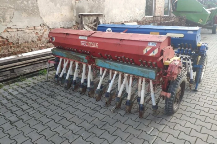 Сівалка сіялка 13 15 17 23 25 27 лійок Польща- фото № 7