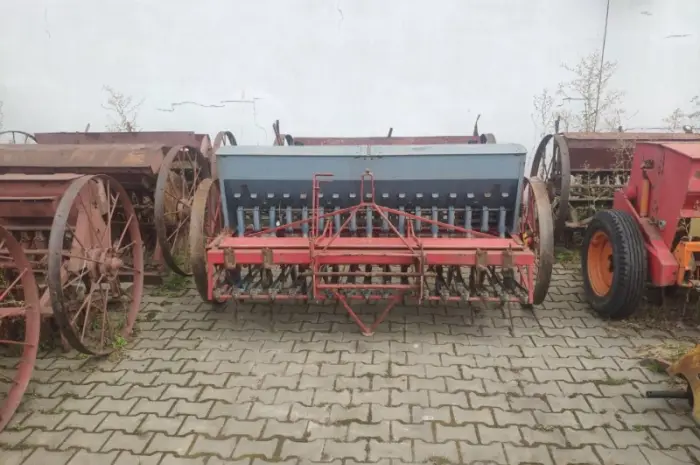 Сівалка сіялка анкерна 13 15 17 23 25 27 лійок Польща- фото № 9