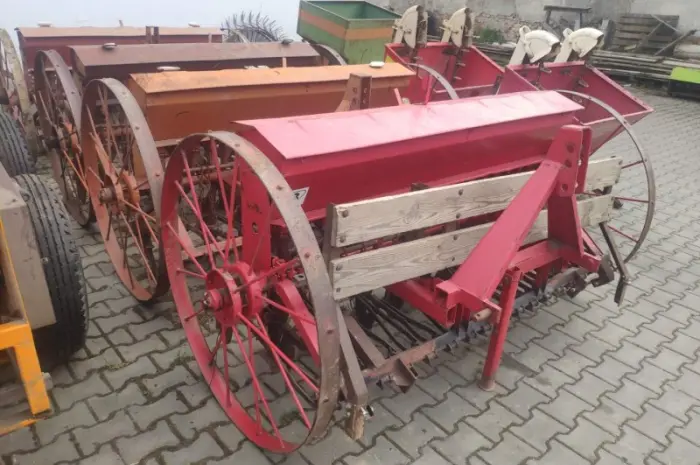 Сівалка сіялка анкерна 13 15 17 23 25 27 лійок Польща- фото № 10
