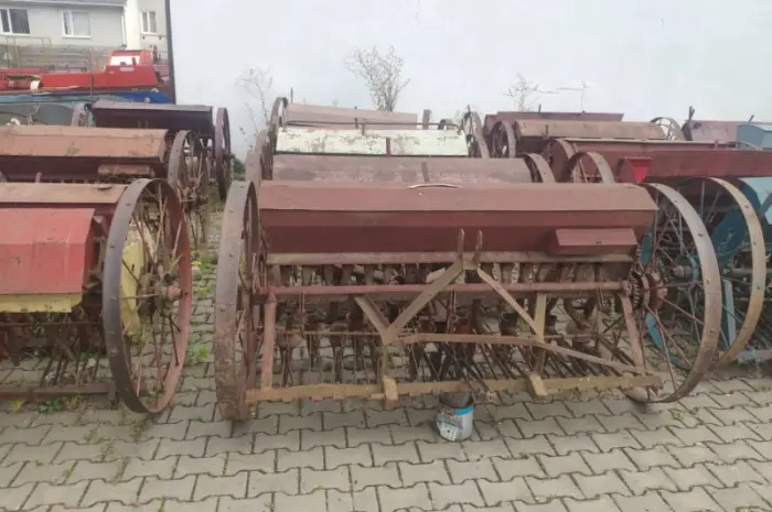 Сівалка сіялка анкерна 13 15 17 23 25 27 лійок Польща- фото № 3