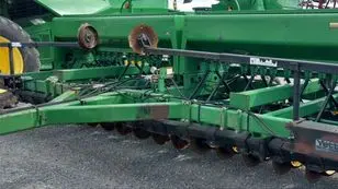 Сівалка механічна JOHN DEERE 750- фото № 1