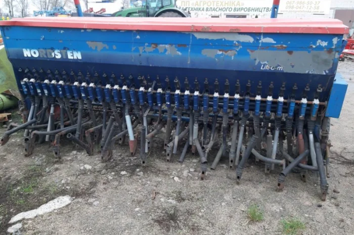 Механічна зернова сівалка 3 м на 33 рядів б/у Nordsten- фото № 11