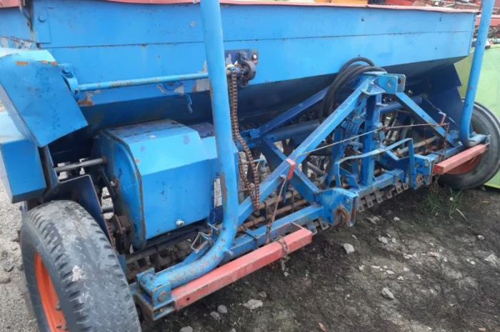 Механічна зернова сівалка 3 м на 33 рядів б/у Nordsten- фото № 9