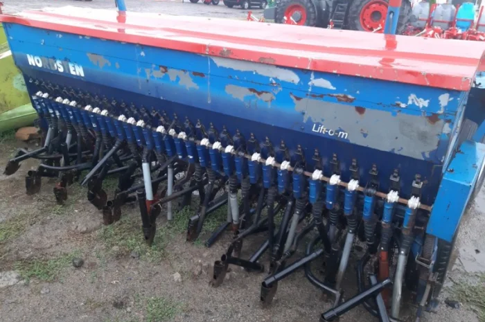 Механічна зернова сівалка 3 м на 33 рядів б/у Nordsten- фото № 18